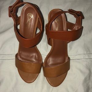 Heeled sandals